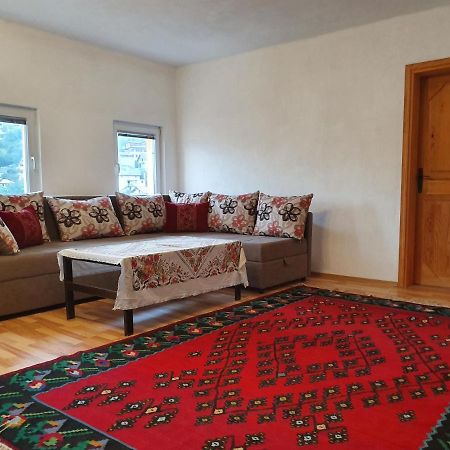 Em Apartment Szarajevó Kültér fotó