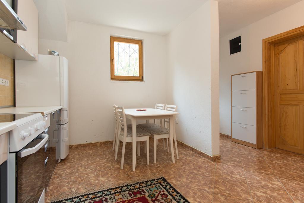 Em Apartment Szarajevó Kültér fotó