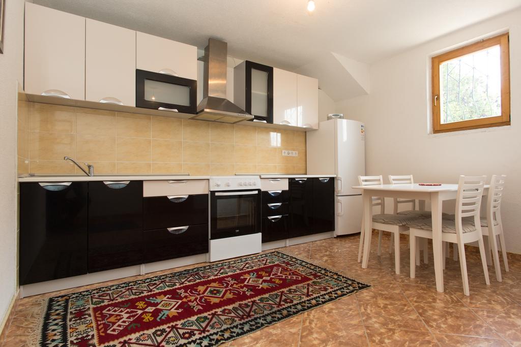 Em Apartment Szarajevó Szoba fotó