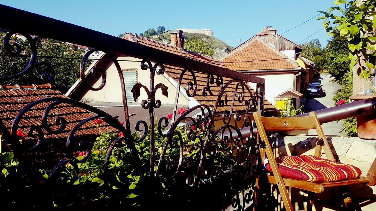 Em Apartment Szarajevó Kültér fotó